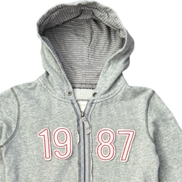 AEROPOSTALE • Pullover Hoodie Logo Sweatshirt - Picture 2 of 4